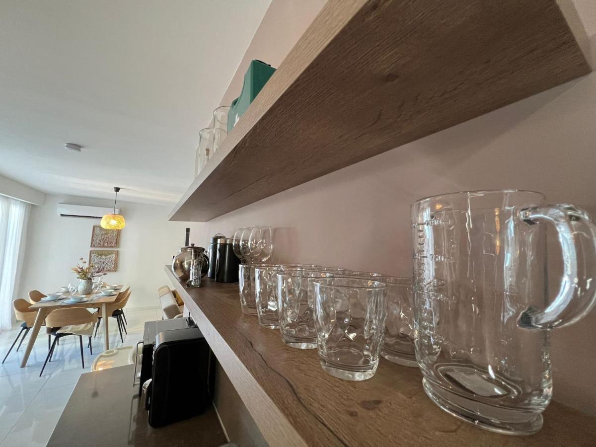 Brand New Apartment 2 Mins From Seafront خليج سانت بول المظهر الخارجي الصورة