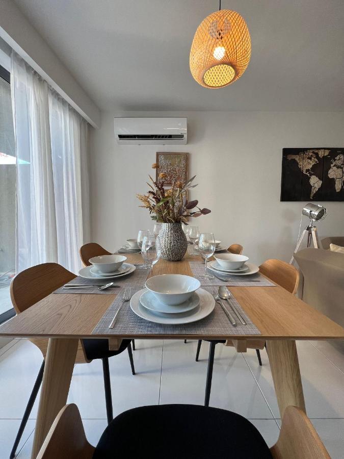 Brand New Apartment 2 Mins From Seafront خليج سانت بول المظهر الخارجي الصورة